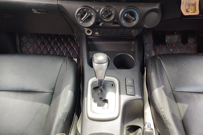 REVO PRE 2019 2.4E AT DOUBLE CAB BLACK  4191 full