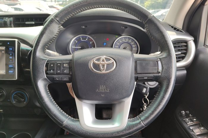 REVO PRE 2019 2.4E AT DOUBLE CAB BLACK  4191 full