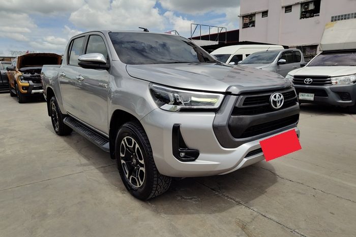 REVO 4WD 2020 2.4 MID MT DOUBLE CAB SILVER  3403 full