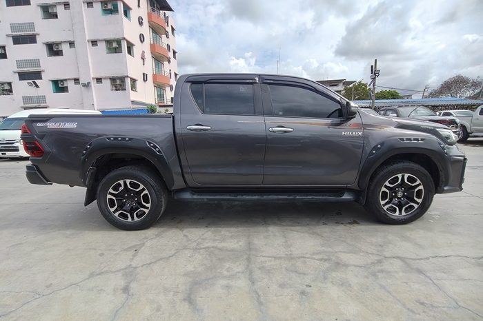 REVO PRE 2022 2.4 HIGHT AT DOUBLE CAB DARK GREY  5814 full