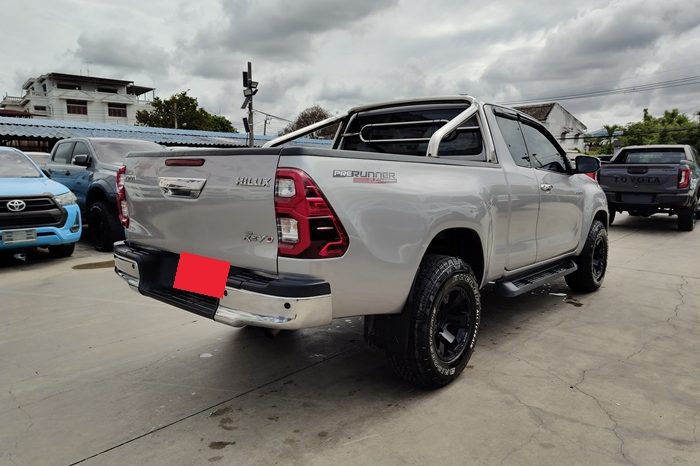 REVO PRE 2022 2.4 MID AT SAMRT CAB SILVER  5153 full