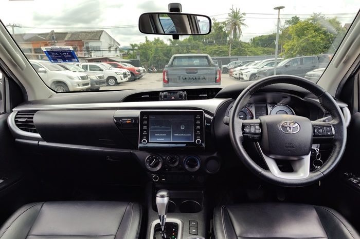 REVO PRE 2022 2.4 MID AT SAMRT CAB SILVER  5153 full