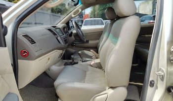 TOYOTA 4WD 2006 2.7V AT FORTUNER SILVER  2220 full
