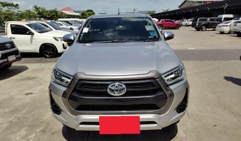 REVO 4WD 2021 2.4 MID MT SMART CAB SILVER  4241 full