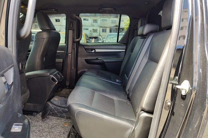 ROCCO PRE 2022 2.4 HIGHT AT DOUBLE CAB BLACK  9199 full