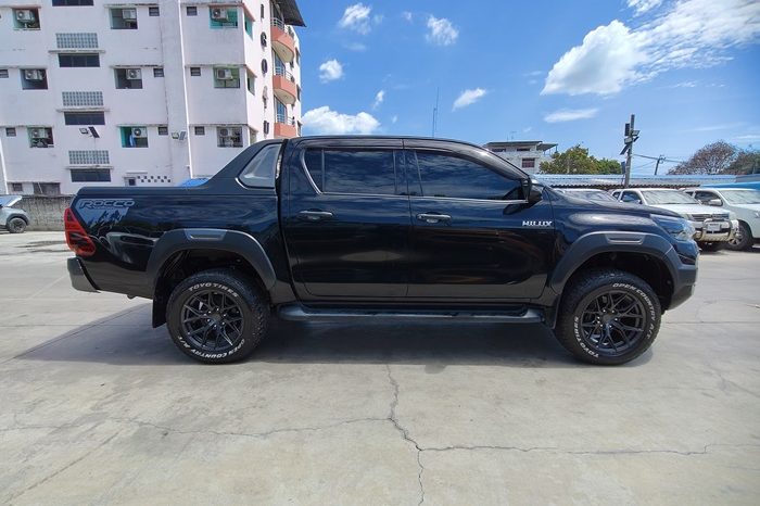 ROCCO PRE 2022 2.4 HIGHT AT DOUBLE CAB BLACK  9199 full