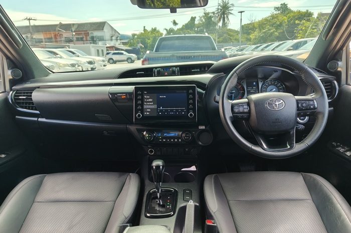 ROCCO PRE 2022 2.4 HIGHT AT DOUBLE CAB BLACK  9023 full