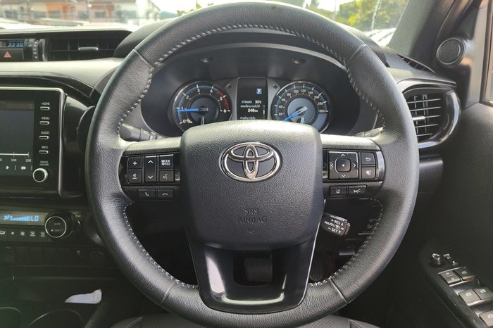 ROCCO PRE 2022 2.4 HIGHT AT DOUBLE CAB BLACK  9023 full
