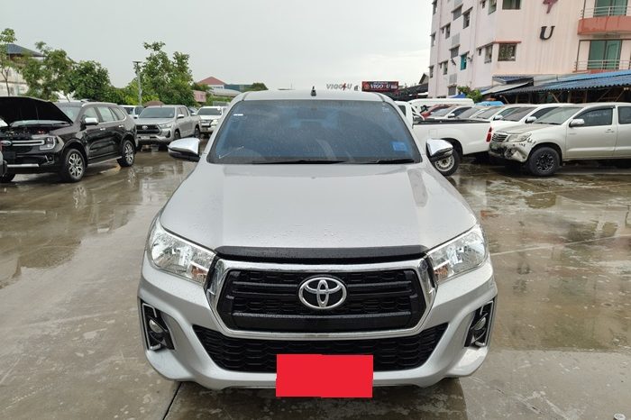 REVO PRE 2020 2.4E AT DOUBLE CAB SILVER  6033 full