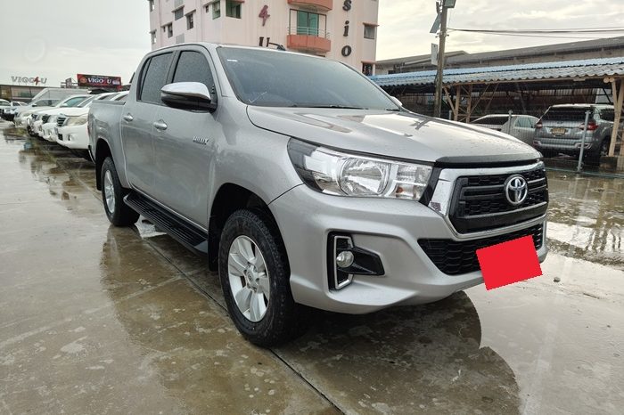 REVO PRE 2020 2.4E AT DOUBLE CAB SILVER  6033 full