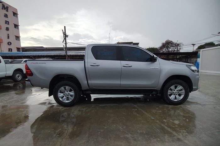 REVO PRE 2020 2.4E AT DOUBLE CAB SILVER  6033 full