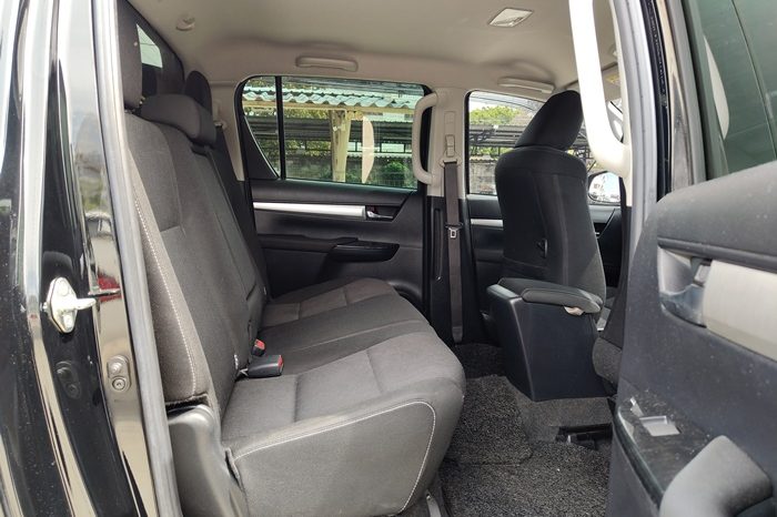 REVO PRE 2020 2.4 MID AT DOUBLE CAB BLACK  1858 full