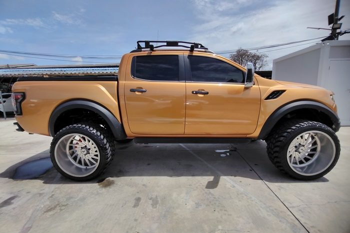 FORD 4WD 2019 2.0 AT DOUBLE CAB ORANGE  555 full