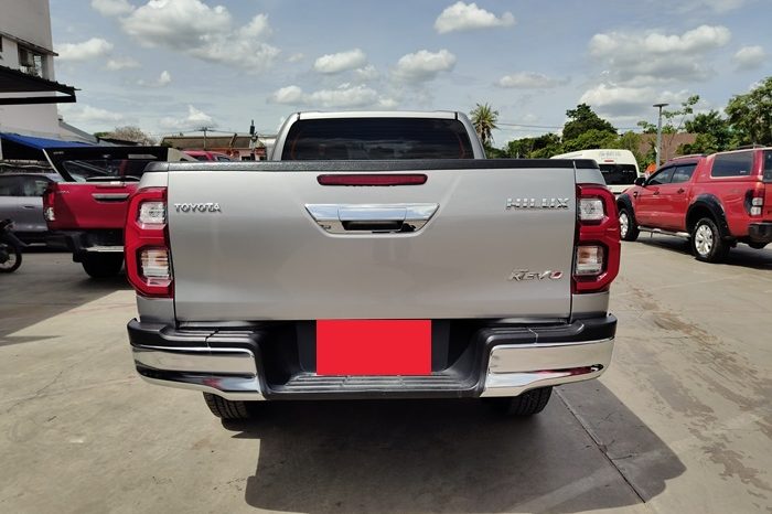 REVO PRE 2021 2.4 ENTRY AT SMART CAB SILVER  7301 full