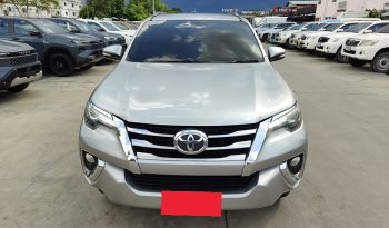 TOYOTA 2WD 2017 2.4V AT FORTUNER SILVER  5580 full