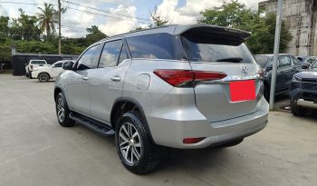 TOYOTA 2WD 2017 2.4V AT FORTUNER SILVER  5580 full