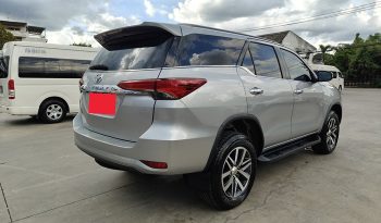 TOYOTA 2WD 2017 2.4V AT FORTUNER SILVER  5580 full