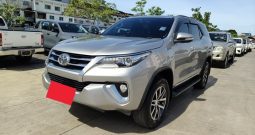 TOYOTA 2WD 2015 2.4V AT FORTUNER SILVER  3512