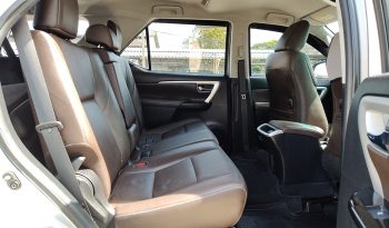 TOYOTA 2WD 2015 2.4V AT FORTUNER SILVER  3512 full