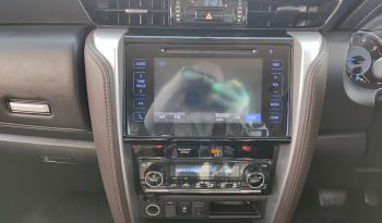 TOYOTA 2WD 2015 2.4V AT FORTUNER SILVER  3512 full