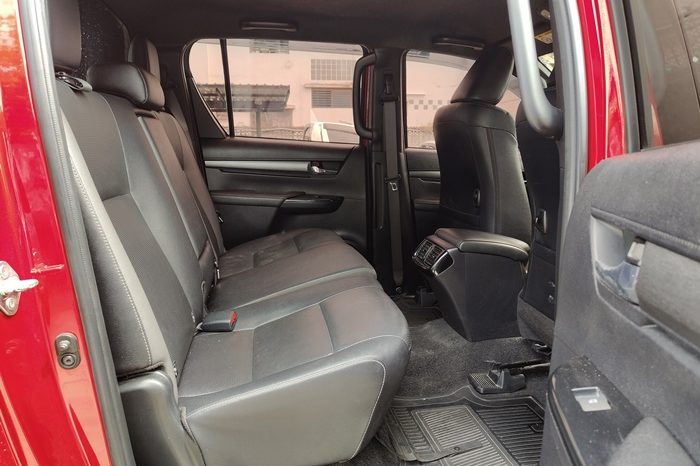 ROCCO PRE 2022 2.4 HIGHT AT DOUBLE CAB RED  9861 full