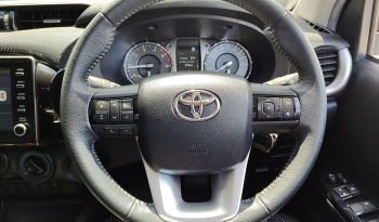 REVO PRE 2022 2.4 MID AT DOUBLE CAB SILVER  8814 full