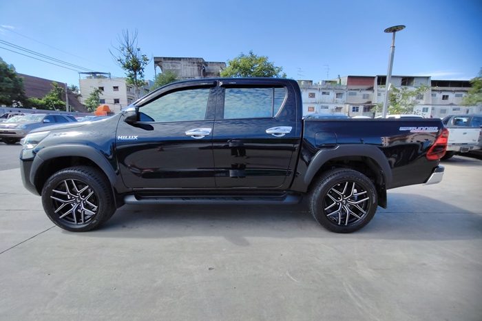 REVO PRE 2021 2.4 MID AT DOUBLE CAB BLACK  6041 full