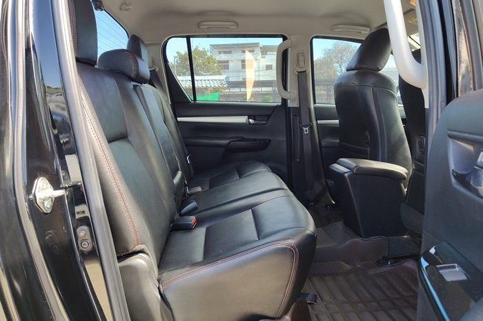 REVO PRE 2021 2.4 MID AT DOUBLE CAB BLACK  6041 full