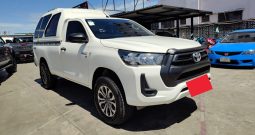 REVO 4WD 2021 2.8 ENTRY MT STANDARD WHITE  7096