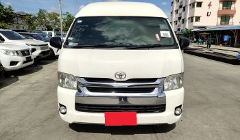 TOYOTA 2WD 2019 2.7 MT COMMUTER WHITE  849 full