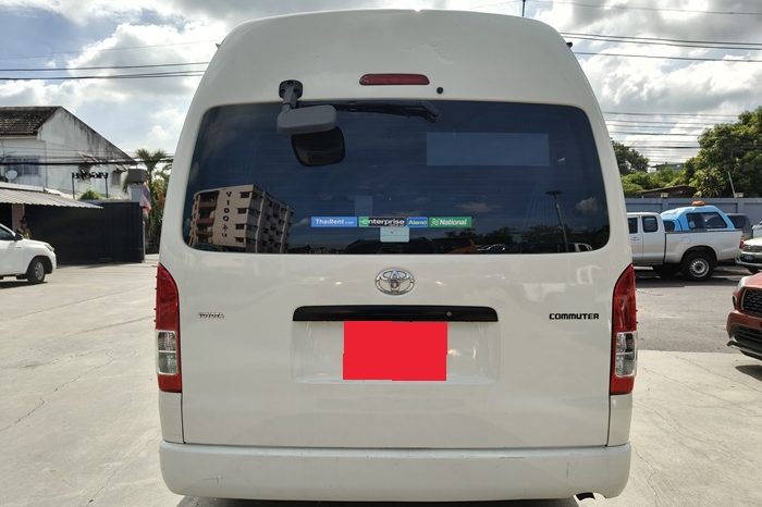 TOYOTA 2WD 2019 2.7 MT COMMUTER WHITE  849 full
