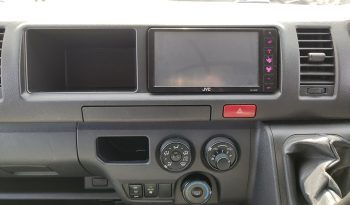 TOYOTA 2WD 2019 2.7 MT COMMUTER WHITE  849 full