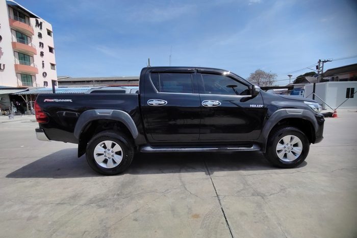 REVO PRE 2019 2.4E AT DOUBLE CAB BLACK  7737 full