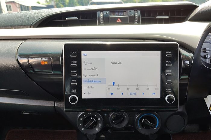REVO PRE 2019 2.4E AT DOUBLE CAB BLACK  7737 full