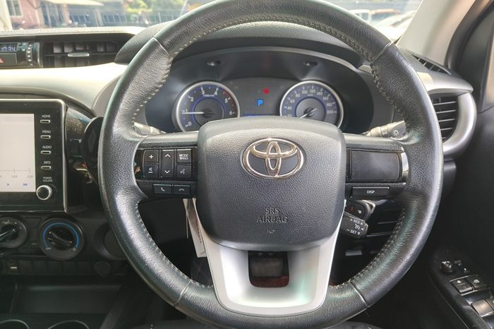 REVO PRE 2019 2.4E AT DOUBLE CAB BLACK  7737 full