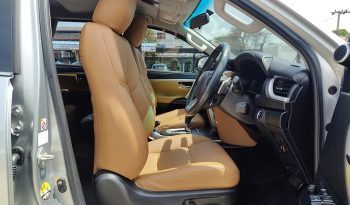 TOYOTA 4WD 2019 2.8V AT FORTUNER SILVER  1055 full