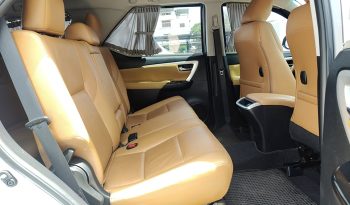 TOYOTA 4WD 2019 2.8V AT FORTUNER SILVER  1055 full