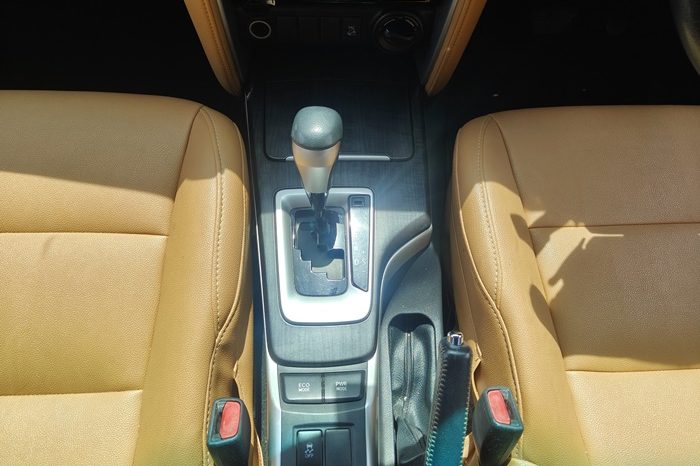 TOYOTA 4WD 2019 2.8V AT FORTUNER SILVER  1055 full