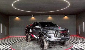 REVO 4WD 2018 2.4J AT SMART CAB DARK GREY  213 full