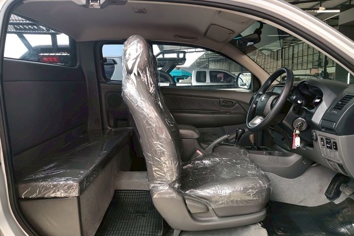 VIGO 4WD 2013 2.7J AT SMART CAB SILVER  2212 full