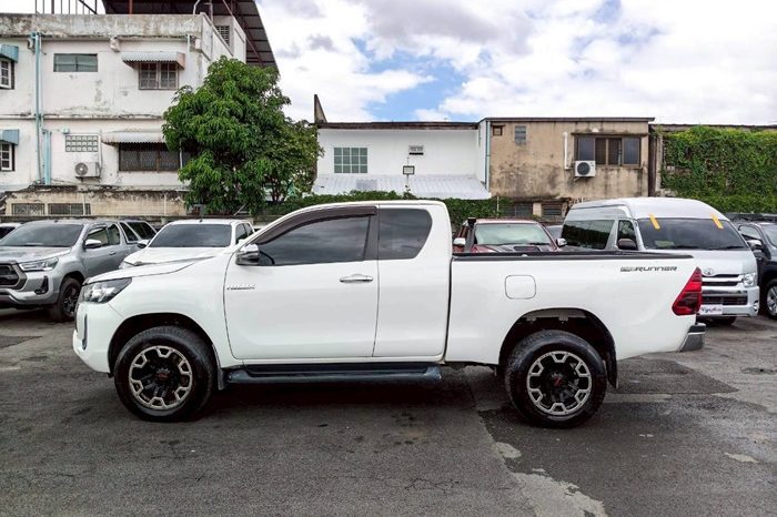 REVO PRE 2021 2.4 ENTRY AT SMART CAB WHITE  2681 full