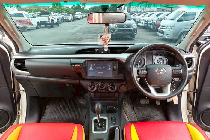 REVO PRE 2021 2.4 ENTRY AT SMART CAB WHITE  2681 full