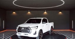 REVO PRE 2021 2.4 ENTRY AT SMART CAB WHITE  2681