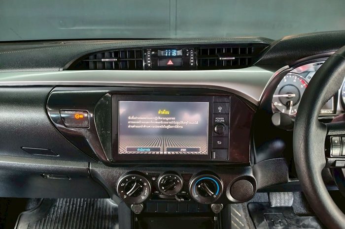 REVO PRE 2021 2.4 ENTRY AT SMART CAB SILVER  1004 full