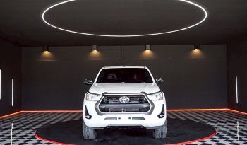 REVO PRE 2021 2.4 ENTRY AT SMART CAB SILVER  1004 full