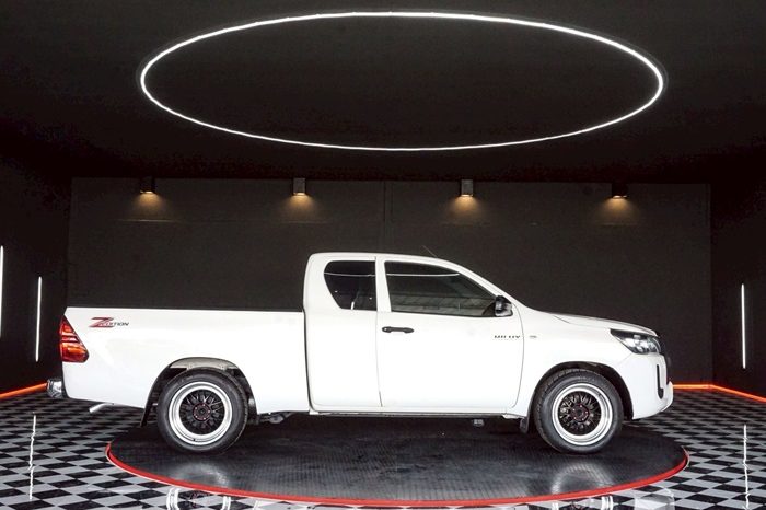 REVO 2WD 2020 2.4 MID AT SAMRT CAB SILVER  3509 full