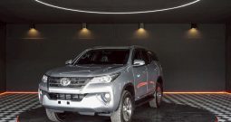 TOYOTA 2WD 2015 2.4V AT FORTUNER SILVER  3512