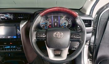 TOYOTA 2WD 2015 2.4V AT FORTUNER SILVER  3512 full