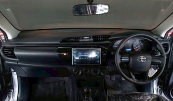 REVO 2WD 2017 2.4J MT SMART CAB SILVER  355 full