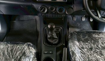 REVO 2WD 2017 2.4J MT SMART CAB SILVER  355 full